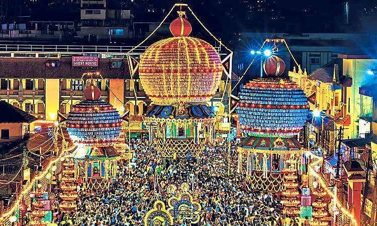 ವೈಭವದ ಉಡುಪಿ ಮಕರಸಂಕ್ರಾಂತಿ ಉತ್ಸವ