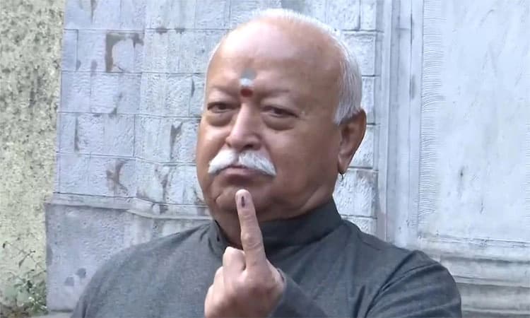 NOTA ಕ್ಕೆ ಮತ ಹಾಕುವುದು ಅನಗತ್ಯ ಅಭ್ಯರ್ಥಿಗೆ  ಪ್ರಚಾರ ಮಾಡಿದಂತೆ: ಮೋಹನ್ ಭಾಗವತ್