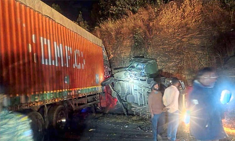 Jharkhand: ಆನೆ ಪಡೆಯ ವಾಹನ-ಟ್ರಕ್ ಮುಖಾಮುಖಿ ಡಿಕ್ಕಿ; ಇಬ್ಬರು ಸಾವು; 10 ಮಂದಿಗೆ ಗಾಯ
