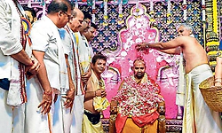 ದೈವಜ್ಞರಿಂದ ಸಮಾಜಕ್ಕೆ ಬಂಗಾರದ ಹೊಳಪು