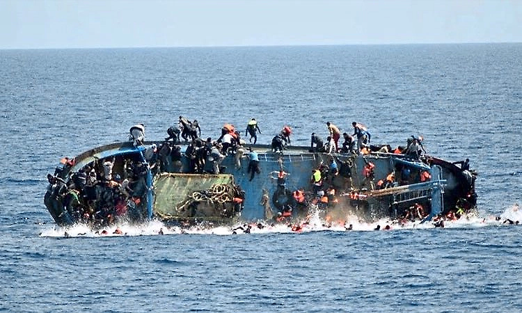 Boat carrying 250 people, including Rohingya and Bangladeshis, sinks in Andaman Sea
