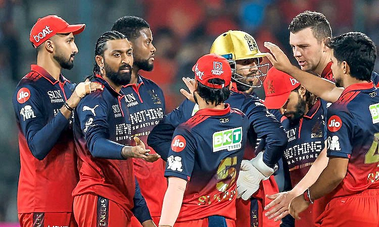 IPL 2026: ರಸಿಖ್‌ ರಭಸಕ್ಕೆ ದಿಕ್ಕೆಟ್ಟ ಲಕ್ನೋ.. 4ನೇ ಜಯದೊಂದಿಗೆ ಅಗ್ರಸ್ಥಾನಕ್ಕೆ ಆರ್‌ಸಿಬಿ