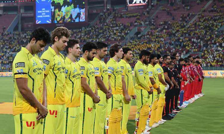 Why did CSK and LSG players observe a minute’s silence before their IPL 2026 clash? 