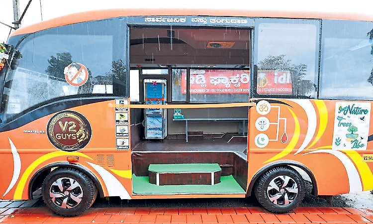 Bus stop built using an actual bus becomes attraction near Mangaluru