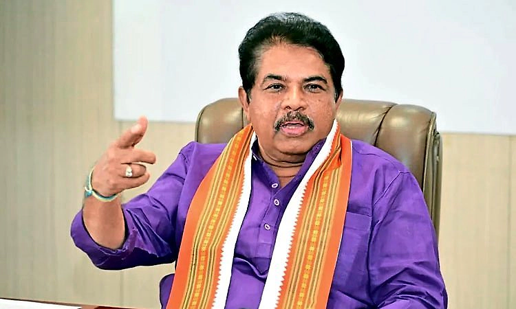 Bengaluru: ಯಾವುದೇ ಒತ್ತಡಗಳಿಗೆ ಮಣಿಯದೆ  ‘ಆತ್ಮಸಾಕ್ಷಿ’ ವರದಿ ನೀಡಿ: ಅಶೋಕ್‌