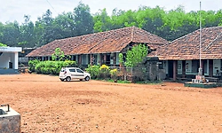 ಈ ಶಾಲೆಯಲ್ಲಿ ಎಲ್ಲವೂ ಇದೆ; ಇನ್ನಷ್ಟು ಮಕ್ಕಳು ಬರಬೇಕಾಗಿದೆ!