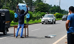 Engineering graduate creates tense scene on highway near Kota, cop injured in knife attack