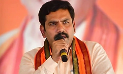 ಬಿಡದಿ ರೈತರ ಮೇಲಿನ ಕೇಸ್‌ ವಾಪಸ್‌ಗೆ ನಾಳೆ ಧರಣಿ: ಬಿವೈವಿ 