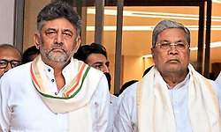ಸಿಎಂ, ಸಿದ್ದು , ಹರಿ ದಿಲ್ಲಿಗೆ... ಇಂದು ವರಿಷ್ಠರ ಜತೆ ಸಭೆ, ಸಚಿವರ ಆಯ್ಕೆ ಕಸರತ್ತು