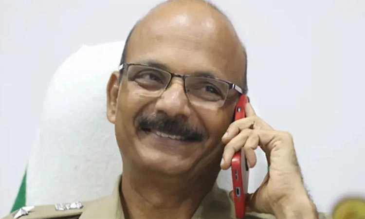 ಶಬರಿಮಲೆ ಚಿನ್ನದ ನಾಪತ್ತೆ ಪ್ರಕರಣದ ತನಿಖಾಧಿಕಾರಿ ಶಶಿಧರನ್‌ಗೆ ರಾಷ್ಟ್ರಪತಿ ಪದಕ
