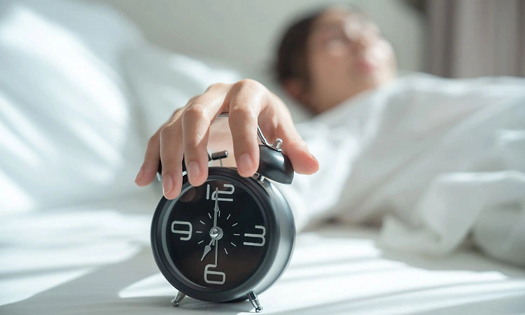 Enough Sleep: ದೇಹಕ್ಕೆ ಸರಿಯಾಗಿ ನಿದ್ದೆ ಸಿಗುತ್ತಿಲ್ಲ ಎಂಬುದನ್ನು ತಿಳಿಸುವ 6 ಲಕ್ಷಣಗಳಿವು
