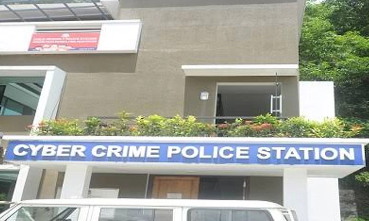 Mangaluru: ಫೋಟೋ ಅಶ್ಲೀಲವಾಗಿ ಎಡಿಟ್ ಮಾಡಿ ಬೆದರಿಸಿ ಯುವಕನಿಂದ 5.24 ಲಕ್ಷ ರೂ. ಸುಲಿಗೆ