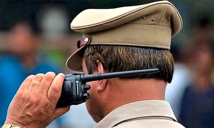 ಬಾಂಗ್ಲಾದಿಂದ ಬೆಂಗಳೂರಿಗೆ ಸಾಗಿಸುತ್ತಿದ್ದ 7 ಟನ್‌ ಸಿಂಥೆಟಿಕ್‌ ಅಡಿಕೆ ವಶ