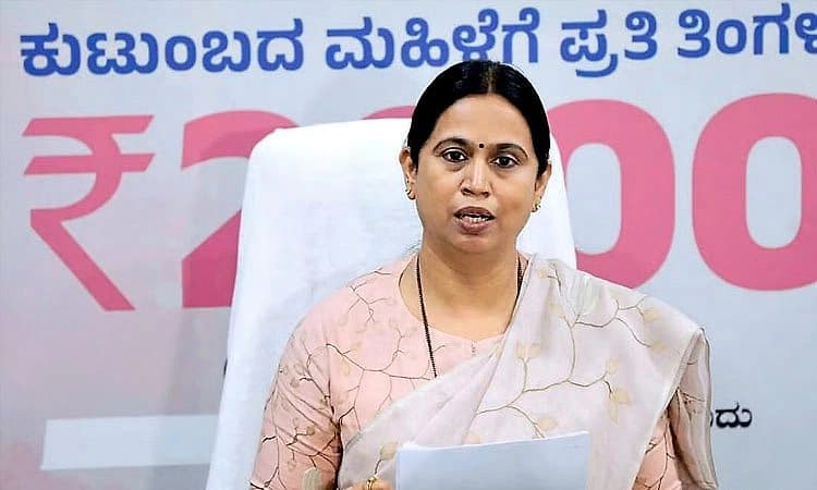 ಲಕ್ಷ್ಮಿಗೆ ಗೃಹಲಕ್ಷ್ಮಿ ಇಕ್ಕಟ್ಟು: ರಾಜೀನಾಮೆಗೆ ಬಿಜೆಪಿ ಪಟ್ಟು  