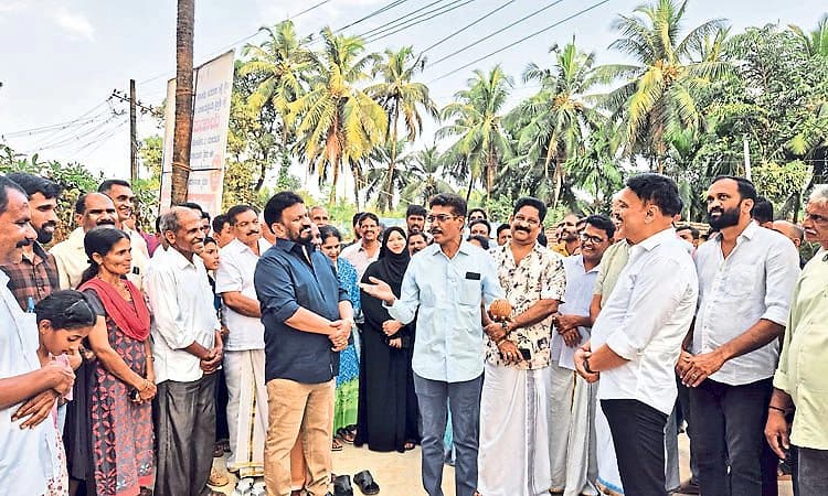 ನಗ್ರಿ- ಮಿತ್ತಮಜಲು ಕಾಂಕ್ರೀಟ್‌ ರಸ್ತೆ ಲೋಕಾರ್ಪಣೆ