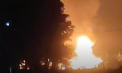 ಕಸದ ರಾಶಿಗೆ ಬೆಂಕಿ ತಗುಲಿ 10 ಶೆಡ್‌, 5 ಗುಡಿಸಲು ಭಸ್ಮ:ಅಕ್ರಮ ಬಾಂಗ್ಲಾ ವಲಸಿಗರಿದ್ದರೆ?