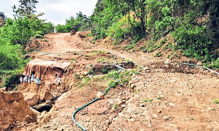 Karkala: ಕನ್ಯಾಲು ಮಲೆಕುಡಿಯರಿಗೆ ಬೆಳಕಿಲ್ಲ, ದಾರಿಯೂ ಇಲ್ಲ!