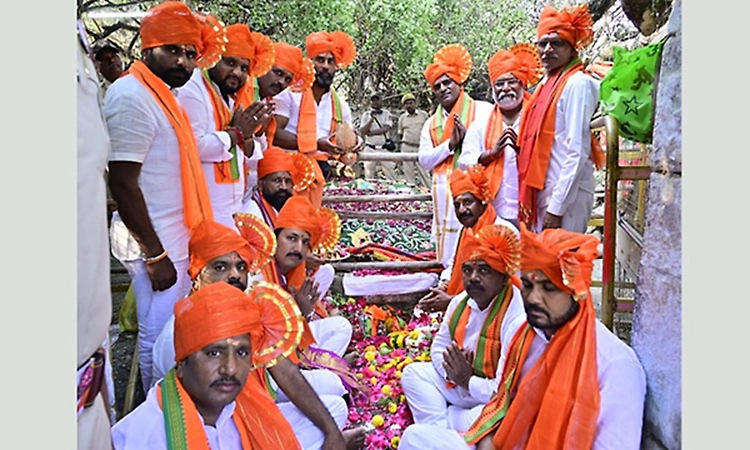 Shivaratri pooja performed at Raghava Chaitanya samadhi in Aland amid tight security