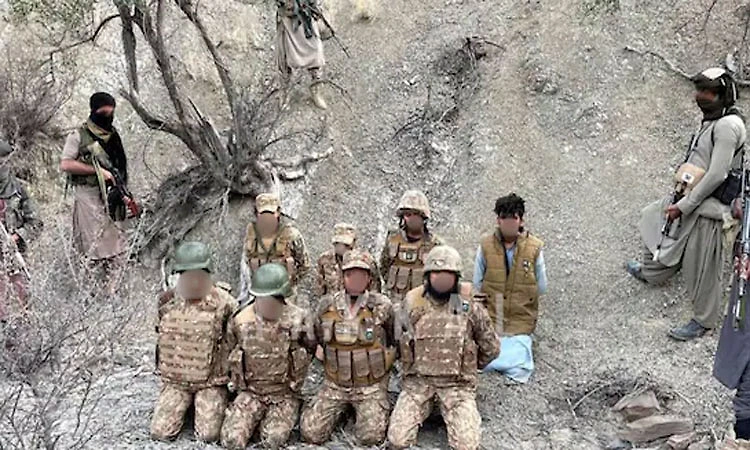 Balochistan: 7 ಪಾಕ್‌ ಸೈನಿಕರ ಬಂಧನ- ಬಲೂಚಿಸ್ತಾನ್‌ ಸೇನೆಯಿಂದ ಪಾಕ್‌ ಗೆ 7 ದಿನಗಳ ಗಡುವು!