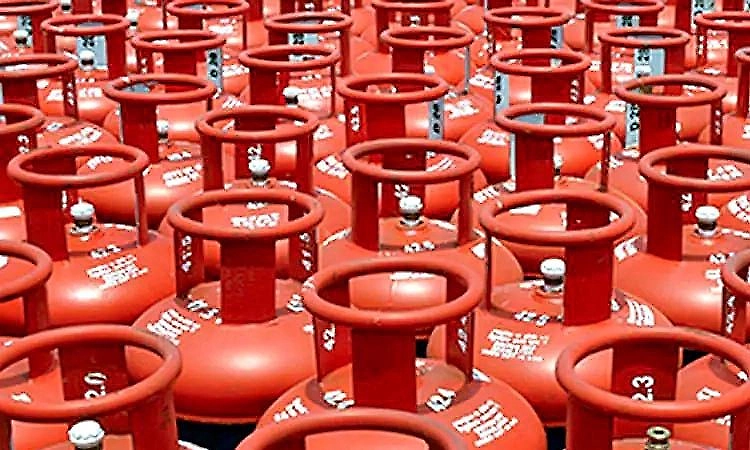 Gas cylinder supply prioritised for schools, anganwadis and hospitals in Udupi