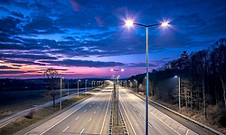 Karkala: ರಸ್ತೆಗಳಿಗೆ ಕತ್ತಲೆ ಭಾಗ್ಯ