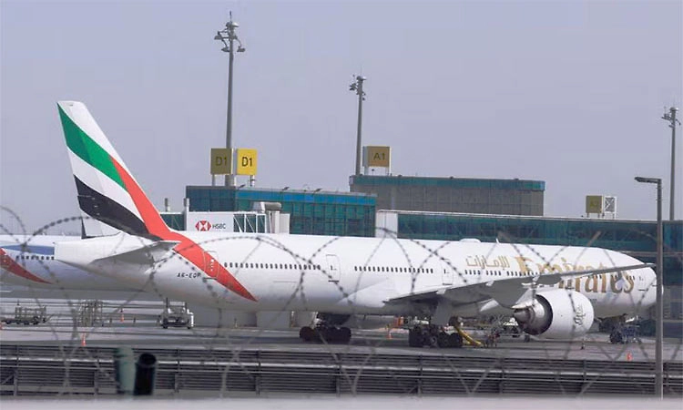 Iran war: ಇರಾನ್‌ ದಾಳಿ- ಯುಎಇ- ಭಾರತದ ನಡುವಿನ ವಿಮಾನ ಸಂಚಾರದಲ್ಲಿ ವ್ಯತ್ಯಯ