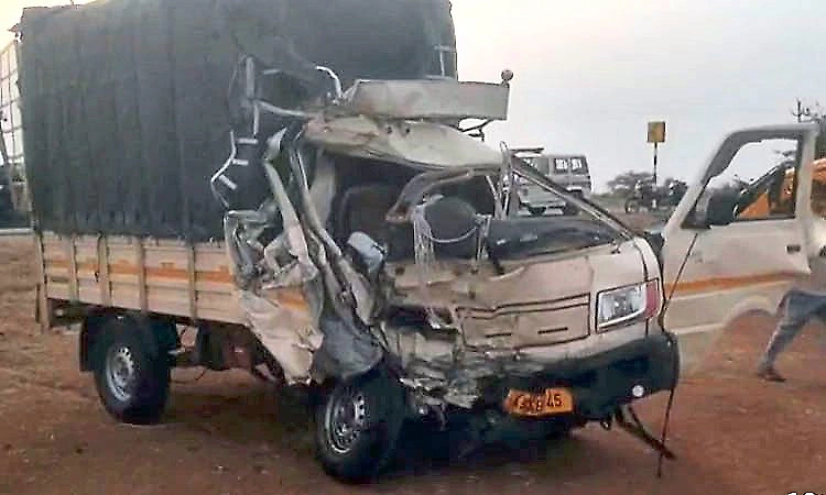 Two women from Tarikere among eight killed in Mantralaya road accident