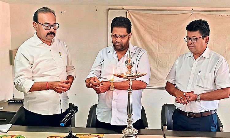 ಗ್ರಾಹಕರಿಗೆ ಬದ್ಧತೆಯೊಂದಿಗೆ ಡಿಜಿಟಲ್‌ ಸೇವೆ: ಡಾ| ಎಂ.ಎನ್‌.ರಾಜೇಂದ್ರ ಕುಮಾರ್