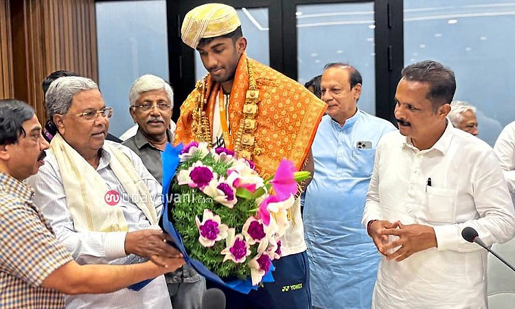 Badminton Asia Championship: ಬೆಳ್ಳಿ ಗೆದ್ದ ಕಾರ್ಕಳದ ಆಯುಷ್ ಶೆಟ್ಟಿಗೆ ಸಿಎಂ ಅಭಿನಂದನೆ