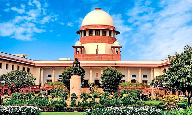 ವಕೀಲ ಸಲ್ಲಿಸಿದ 17 ಕ್ಷುಲ್ಲಕ ಅರ್ಜಿ ಹಿಂಪಡೆಯಲು ಸುಪ್ರೀಂ ಅಸ್ತು