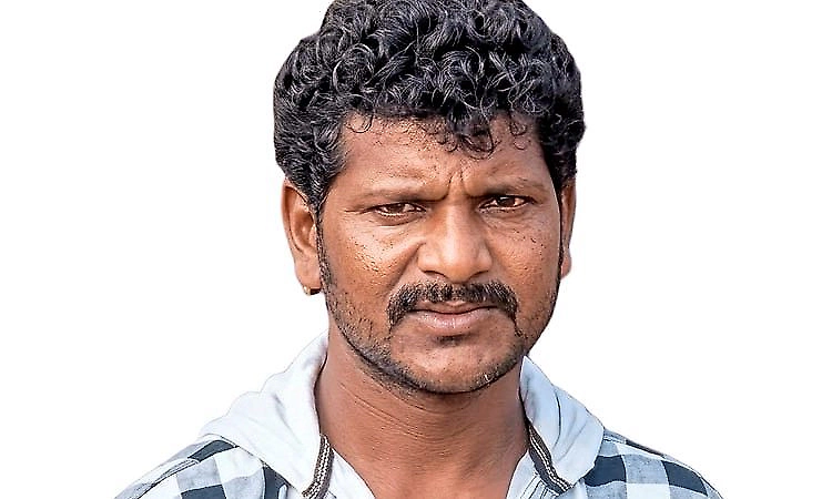 Accused escapes from Forest Department vehicle while being taken to judicial custody