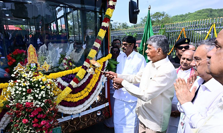 ತಿರುಪತಿ ದೇವಸ್ಥಾನಕ್ಕೆ ರಿಲಯನ್ಸ್ ಫೌಂಡೇಶನ್‌ನಿಂದ 25 ಎಲೆಕ್ಟ್ರಿಕ್ ಬಸ್‌ಗಳ ಕೊಡುಗೆ