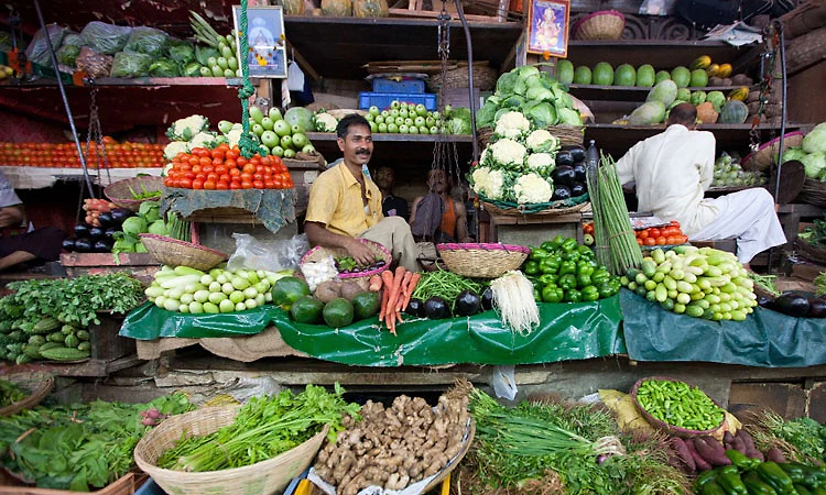 ಮಳೆ ಕೊರತೆ, ಕೀಟಬಾಧೆ: ಸ್ಥಳೀಯ ತರಕಾರಿ ಬೆಳೆಗೆ ಹೊಡೆತ; ಬೆಲೆ ಏರಿಕೆ ಬಿಸಿ