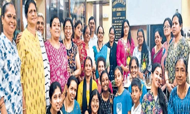 ಚಾರ್ಕೋಪ್‌ ಕನ್ನಡಿಗರ ಬಳಗ: ಮಹಿಳಾ ವಿಭಾಗದಿಂದ ರಂಗೋಲಿ ಸ್ಪರ್ಧೆ