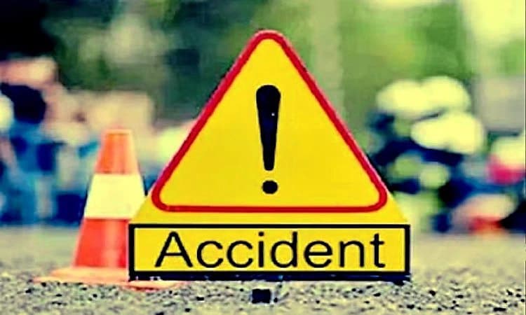 Kollur: ಬಸ್ ಢಿಕ್ಕಿಯಾಗಿ ರಿಕ್ಷಾ ಚಾಲಕ ಗಂಭೀರ