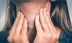 Thyroid Issues: ಥೈರಾಯ್ಡ್ ಸಮಸ್ಯೆ ಇರುವವರು ತಪ್ಪಿಸಬೇಕಾದ ಪ್ರಮುಖ ಆಹಾರಗಳಿವು