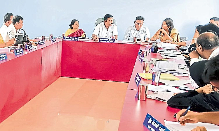 Bajpe: Warning of protest by 19 councillors