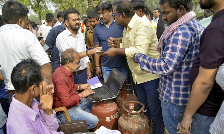 Electric cooking would reduce dependence on imported LPG, but challenges remain: Experts