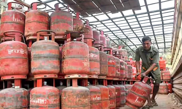 Udupi: ಗ್ಯಾಸ್‌ ಅಭಾವದ ನೆಪ: ಎಪಿಕೆ ಫೈಲ್‌ ಕಳುಹಿಸಿ ವಂಚನೆ 