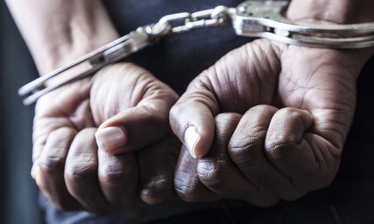 ಎಂಡಿಎಂಎ ಮಾರಾಟ ಯತ್ನ: ಇಬ್ಬರ ಬಂಧನ  