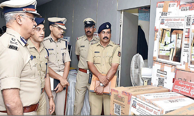 Two arrested for selling illegal foreign cigarettes worth Rs 35 lakh in Bengaluru