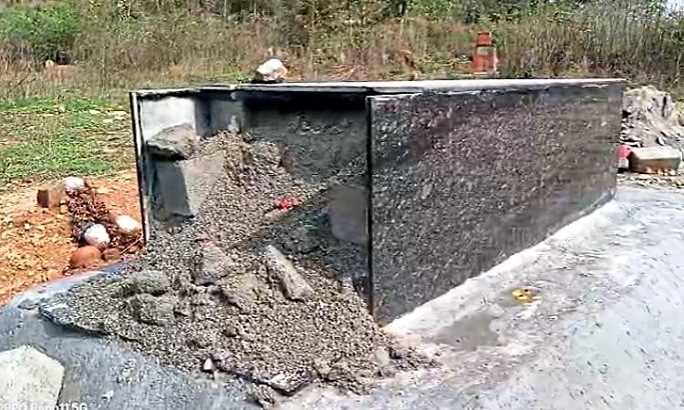 Shimoga: ಸಂಕೇತ್ ಸಮಾಧಿ ಸ್ಥಳ ಒಡೆದ ಪ್ರಕರಣ; ಬಾಲಕ ವಶಕ್ಕೆ