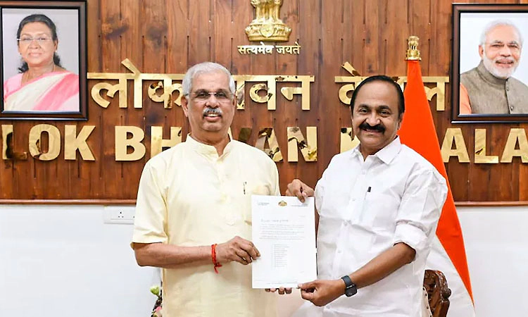 ಕೇರಳ ಸಚಿವ ಸಂಪುಟ ಫೈನಲ್: ವಿ.ಡಿ. ಸತೀಶನ್ ಟೀಂನಲ್ಲಿ 14 ಹೊಸ ಮುಖಗಳಿಗೆ ಚಾನ್ಸ್!