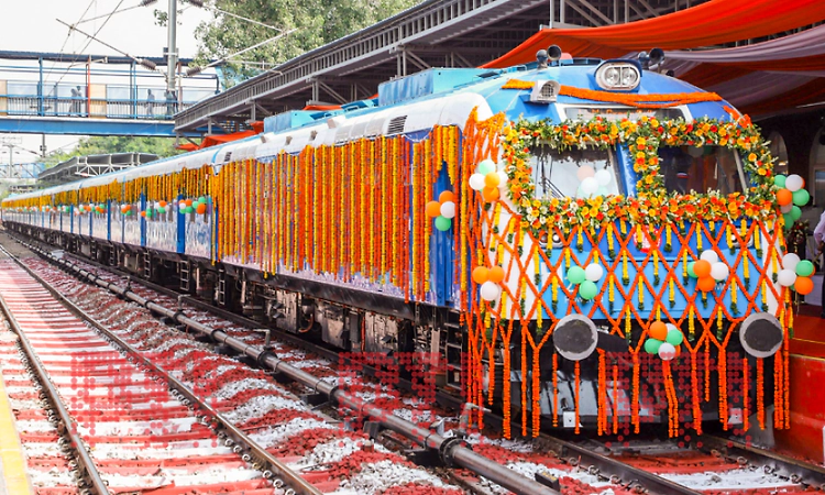 Hydrogen-powered train successful example of Make in India campaign: PM Modi