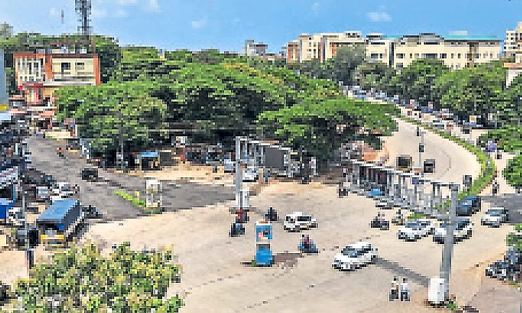 Manipal needs a modern bus terminal 