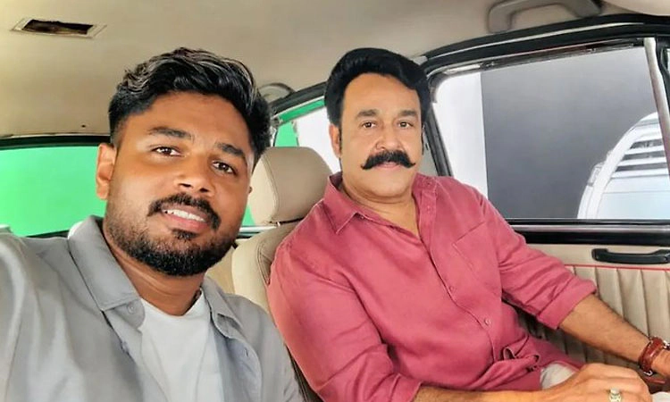 ವಿಶೇಷವಾದದ್ದು ಶೀಘ್ರದಲ್ಲೇ ಬರಲಿದೆ.. ಮೋಹನ್‌ ಲಾಲ್‌ ಜತೆ ಫೋಟೋ ಹಂಚಿಕೊಂಡ ಸಂಜು ಸ್ಯಾಮ್ಸನ್