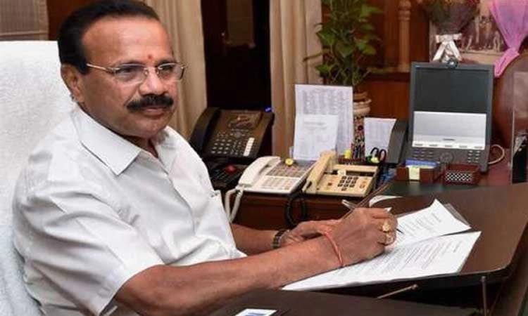 Former CM DV Sadananda Gowda loses Rs 3 lakh in cyber fraud