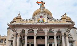 ಕರಾವಳಿಗೆ 8200 ಕೋಟಿ ರೂ. ಬಂಪರ್: ತುಳುಗೆ 2ನೇ ಭಾಷೆ ಸ್ಥಾನಮಾನ?