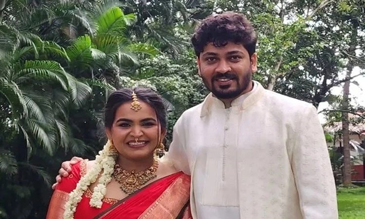 Singer Suhana Syed ties the knot with longtime friend Nithin Shivansh