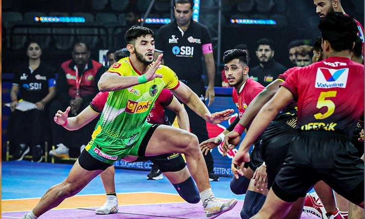 PKL 12: ಟೈ ಬ್ರೇಕರ್‌ನಲ್ಲಿ ಬುಲ್ಸ್‌ ಪಲ್ಟಿ